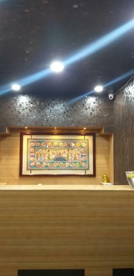 Hotel Gunjan Puri Dış mekan fotoğraf